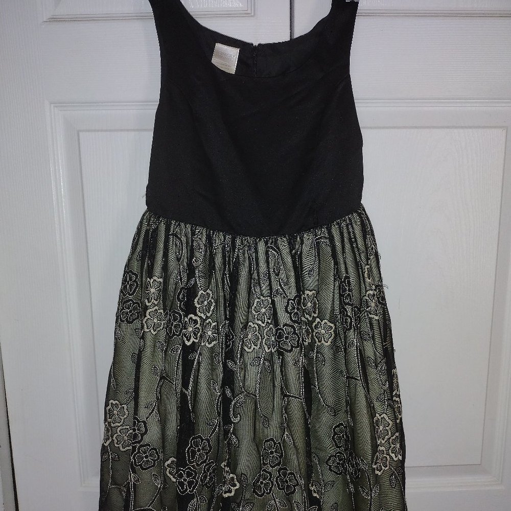 Fancy Girls dress size 8